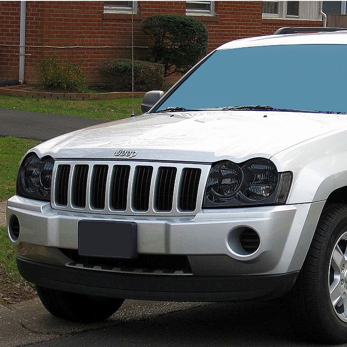 Factory Style Headlights<br>05-07 Jeep Grand Cherokee