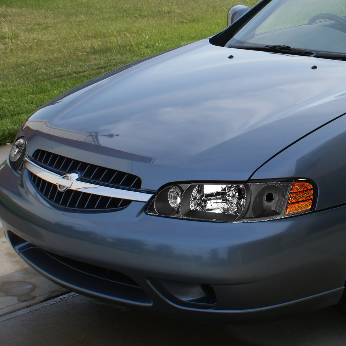 Factory Style Headlights <br>00-01 Nissan Altima