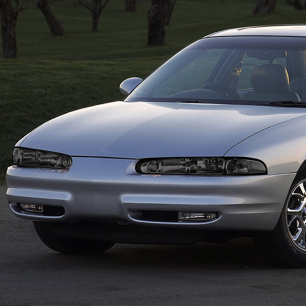 Factory Style Headlights <br>98-02 Oldsmobile Intrigue