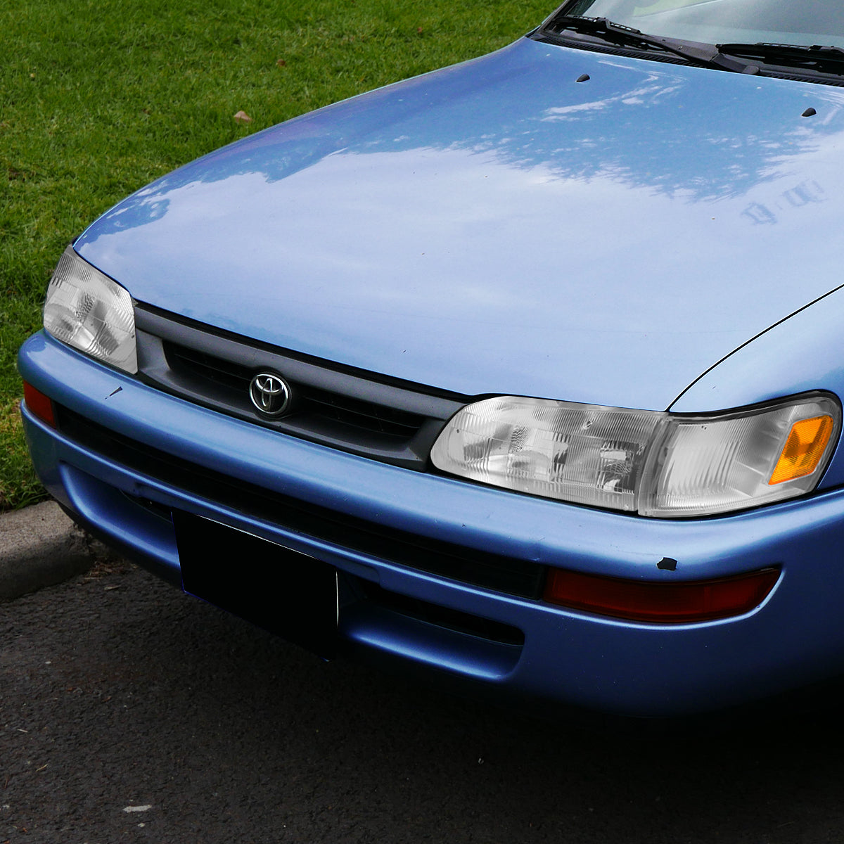 Factory Style Headlights <br>93-97 Toyota Corolla